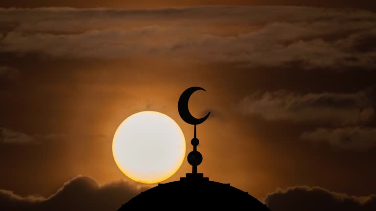 Konsep Kenabian Dalam Islam (Nubuwwah dan Risalah)